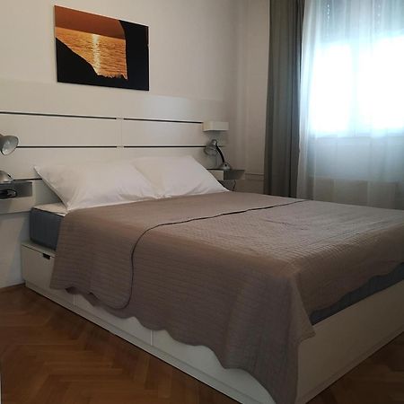 Apartmani Nadalina Veli Lošinj Eksteriør bilde