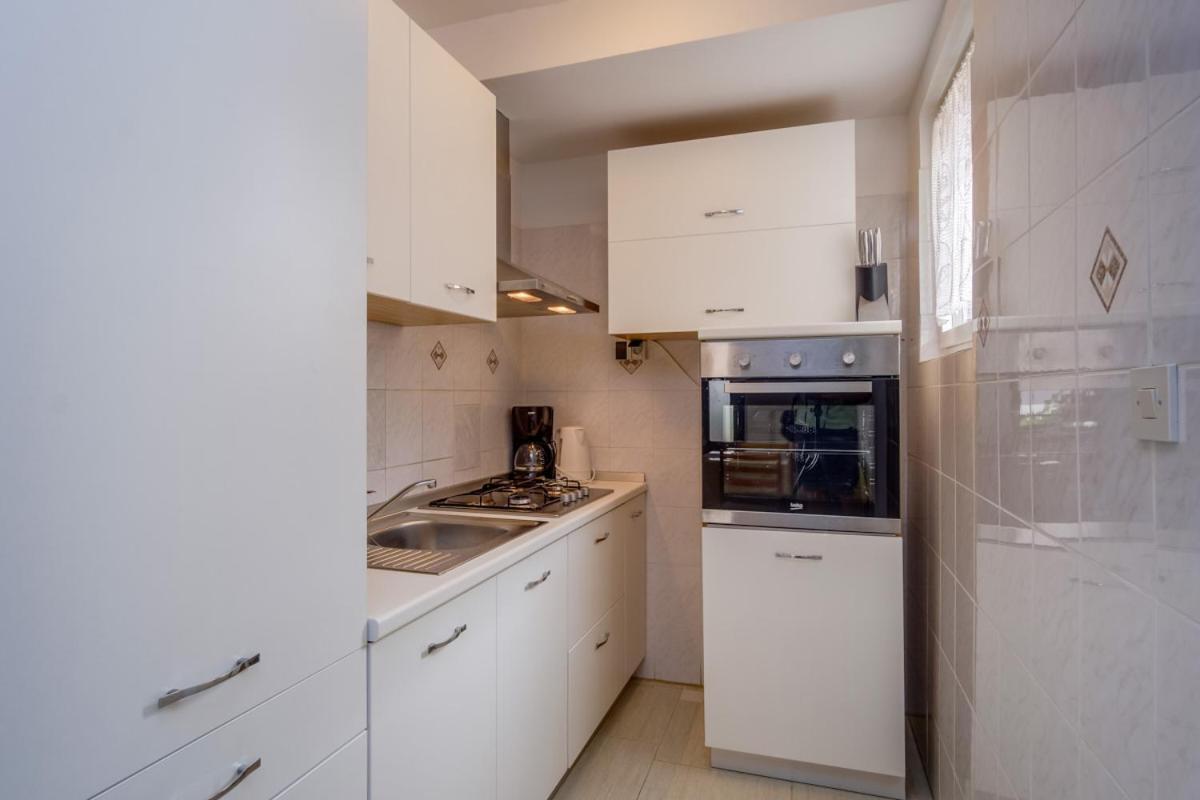 Apartmani Nadalina Veli Lošinj Eksteriør bilde