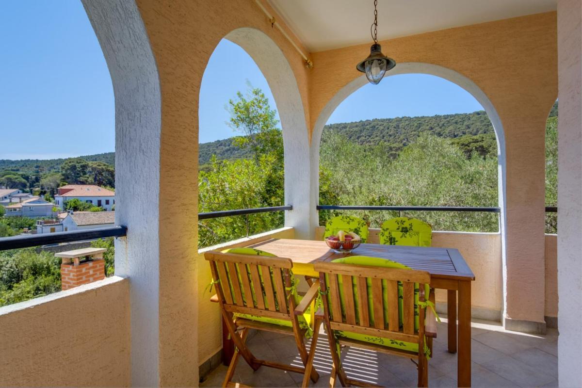 Apartmani Nadalina Veli Lošinj Eksteriør bilde