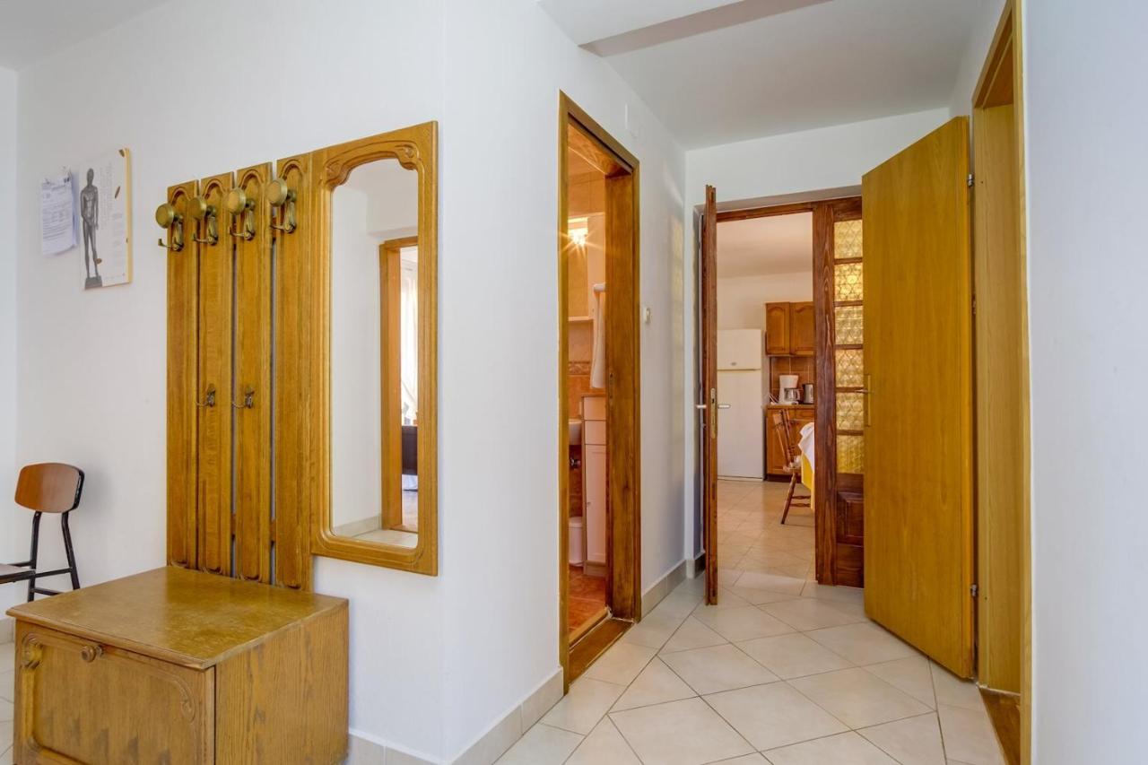 Apartmani Nadalina Veli Lošinj Eksteriør bilde