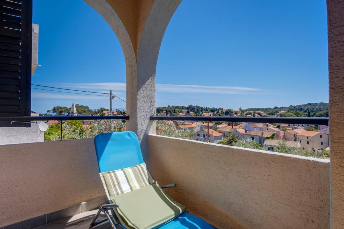 Apartmani Nadalina Veli Lošinj Eksteriør bilde