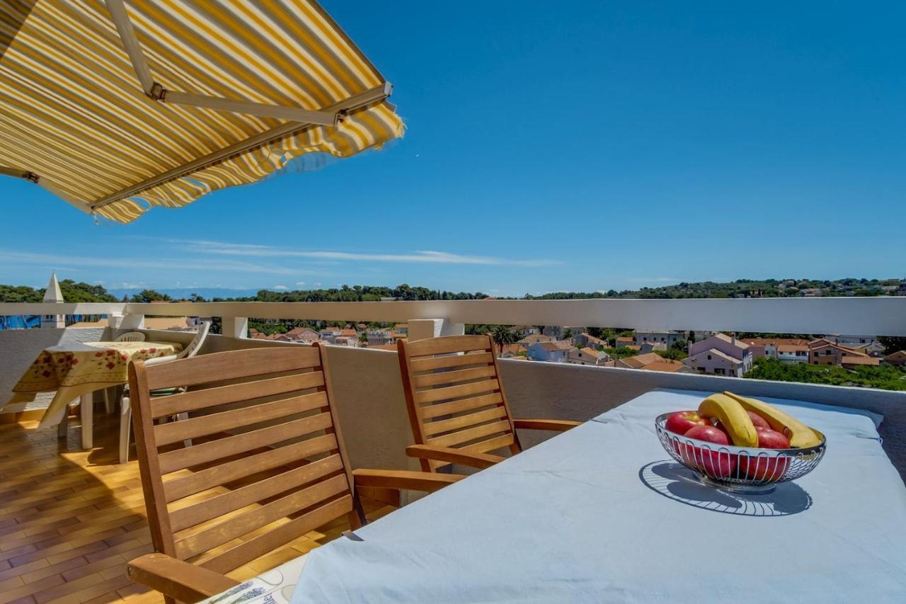 Apartmani Nadalina Veli Lošinj Eksteriør bilde